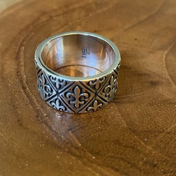 RETIRED James Avery Wide Fleur de Lis Band Size 7.5 Sterling Silver